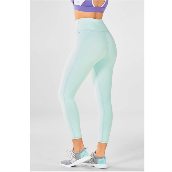 Fabletics Define High Waisted 7/8 Allure Leggings Teal Mint Light Blue Powerhold - Picture 1 of 2